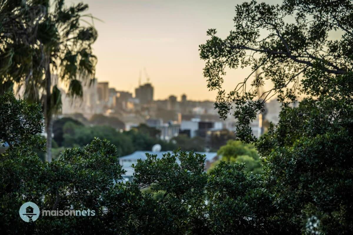 Studio Apt With Parking Balcony & Water Views Sidney Dış mekan fotoğraf