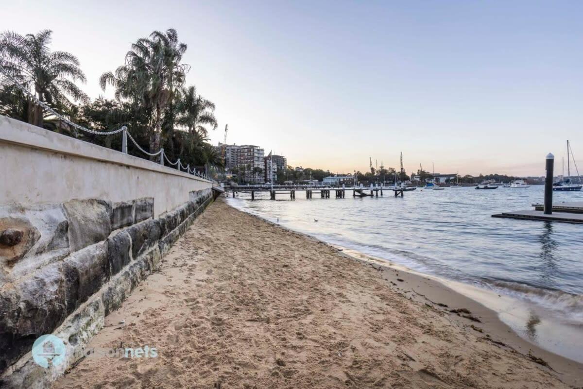 Studio Apt With Parking Balcony & Water Views Sidney Dış mekan fotoğraf